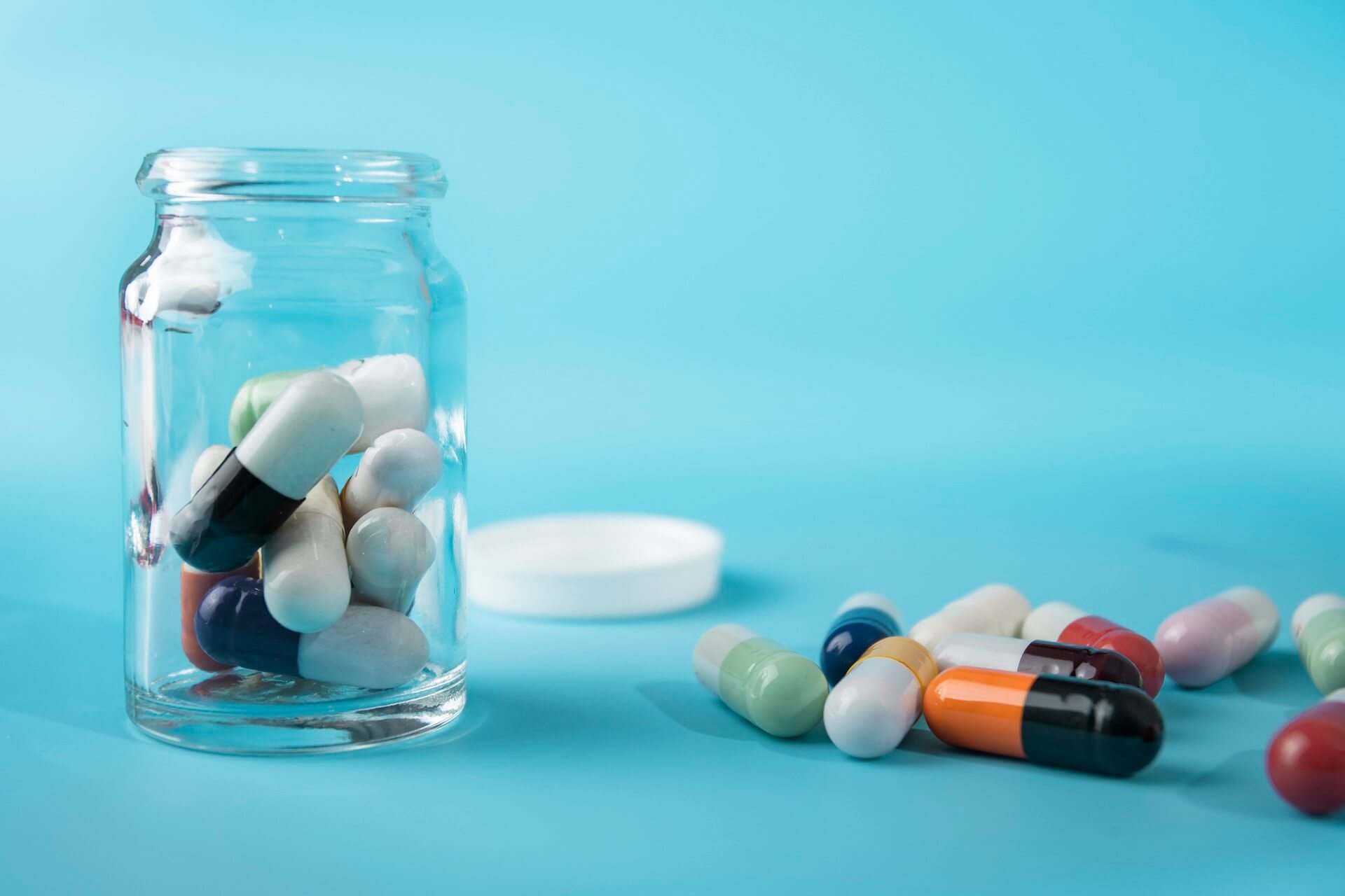 medicine-6392470_1920